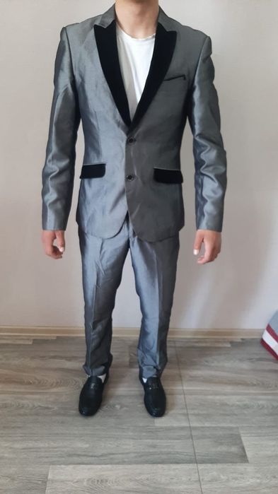 Срочно продам  кастюм шалбар 46.