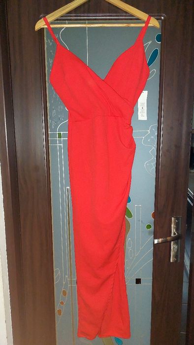 Rochie rosie noua cu eticheta