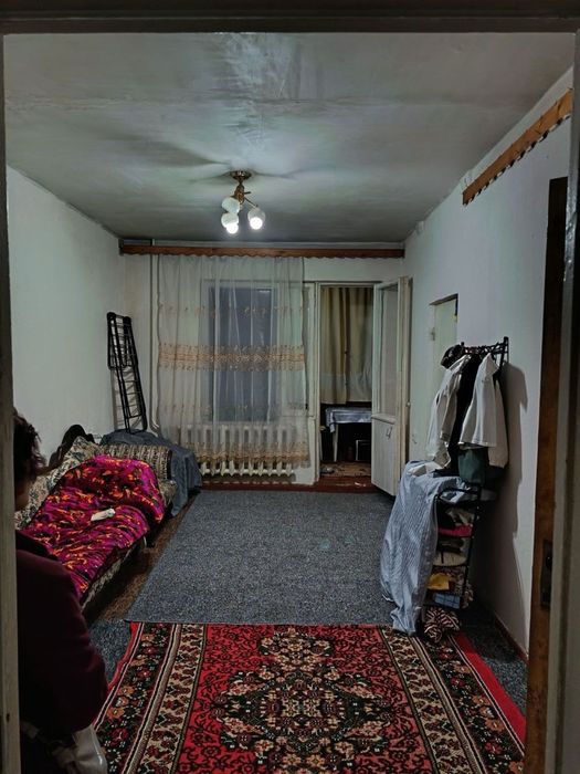 Продам 2-Комнатную квартиру сергели Спутник 17 третий этаж 2/3/4
