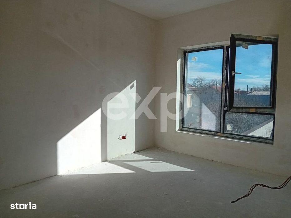 De vanzare vila individuala ''la alb'' 5 camere teren generos Corbeanc