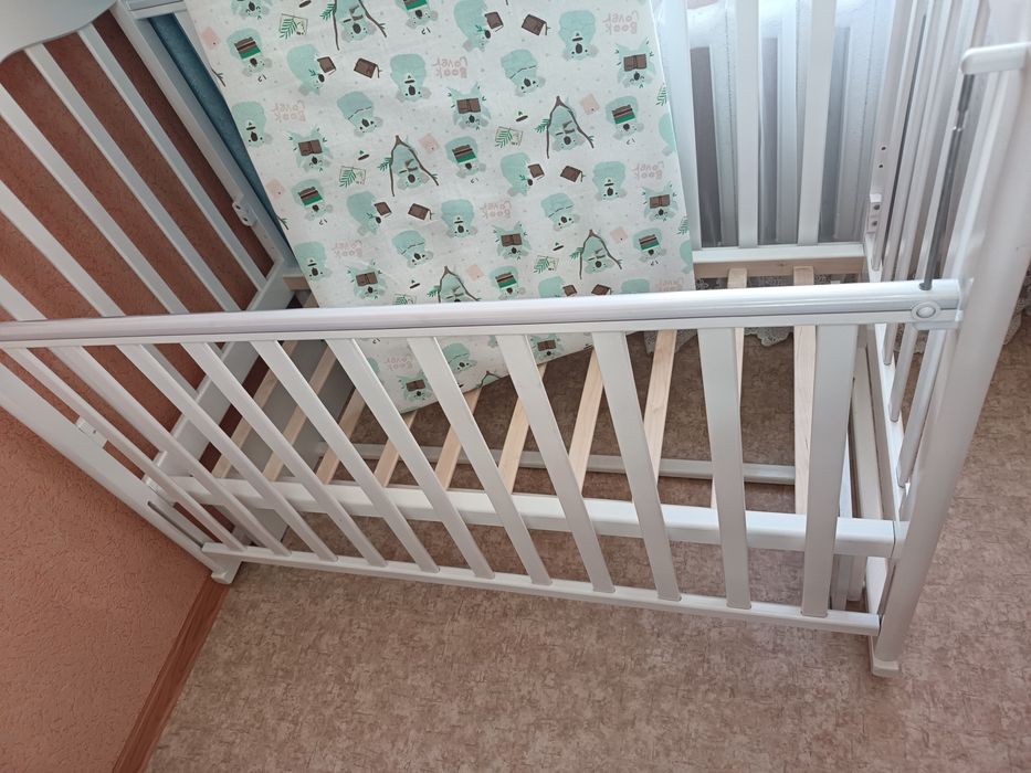 Детская ванночка и кроватка