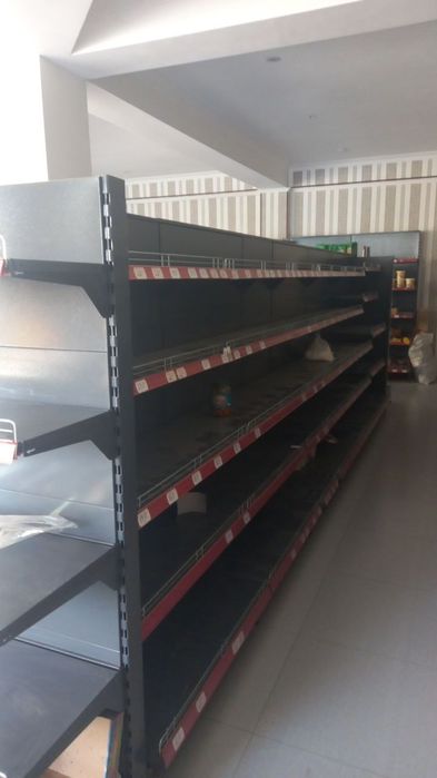 Полки для магазина стелаж