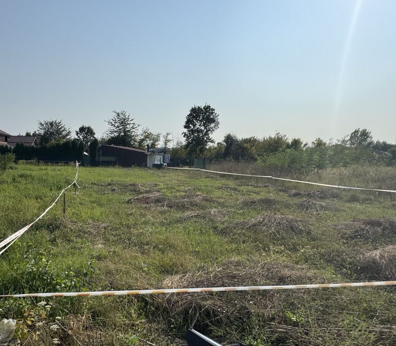 Teren intravilan linistit langa padure bucov mica roma