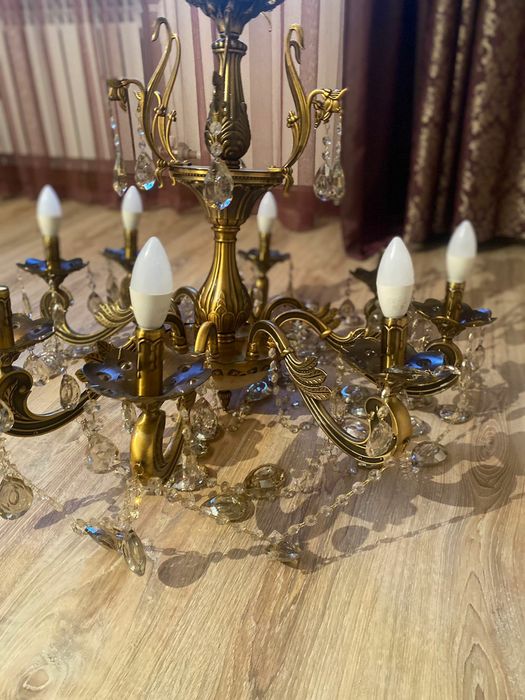 Продам люстру хорошом состояние