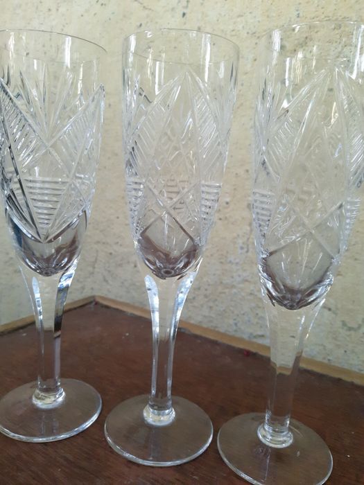 Хрустальные фужеры