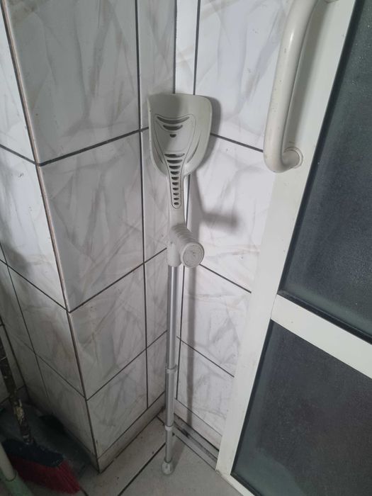 Baston lăcuit 84 cm