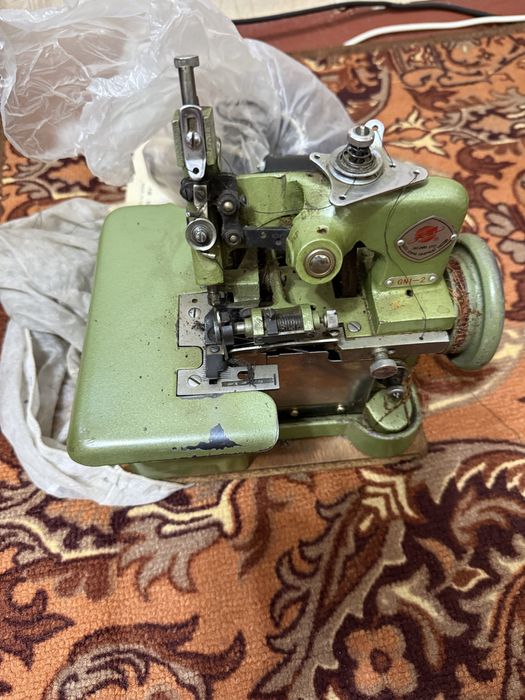 Продается оверлок