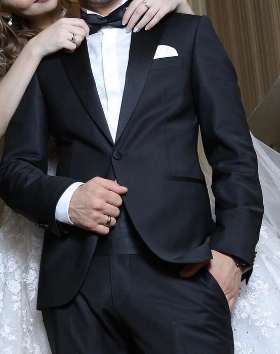 Кастюм одевали 1раз на свадьбу от бренда kip состояние отличное