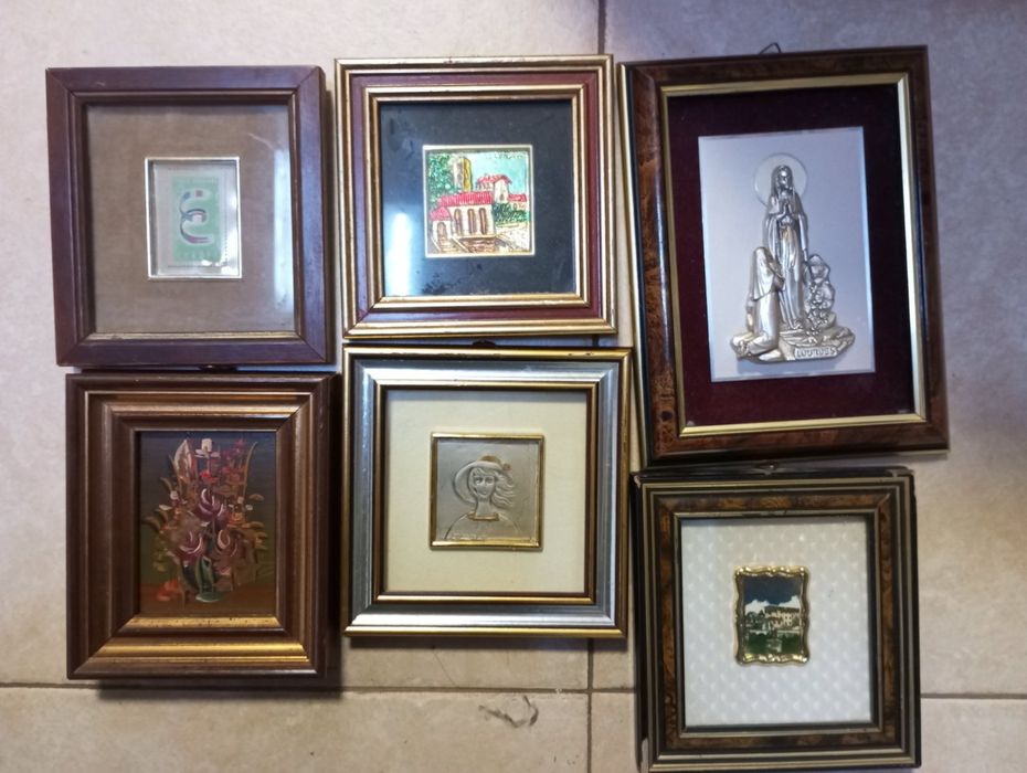 Малки картини рамкирани