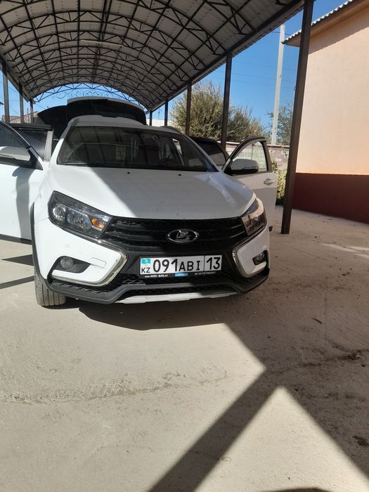 Срочно продам лада веста кросс