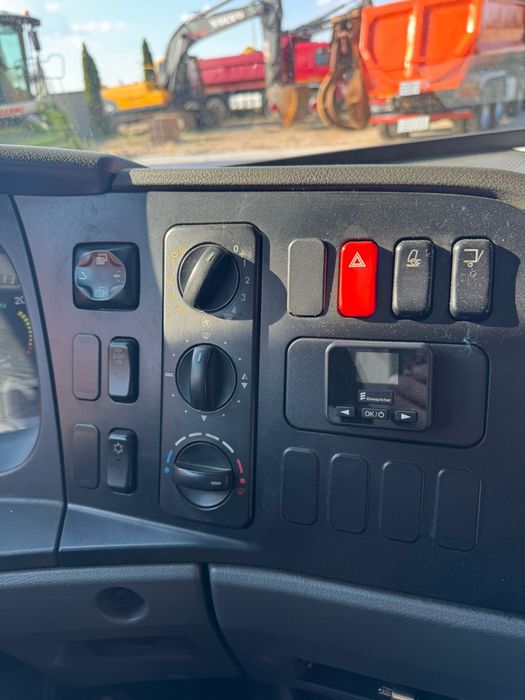 Mercedes Atego Autoutilitara