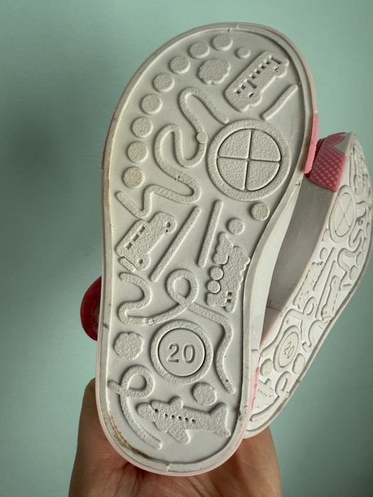 Pantofi fetita roz marimea 20