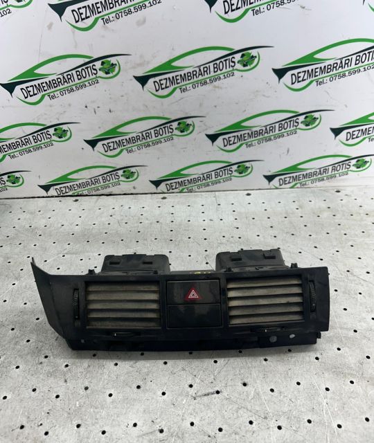 Grila ventilatie bord centru Opel Meriva prima generatie