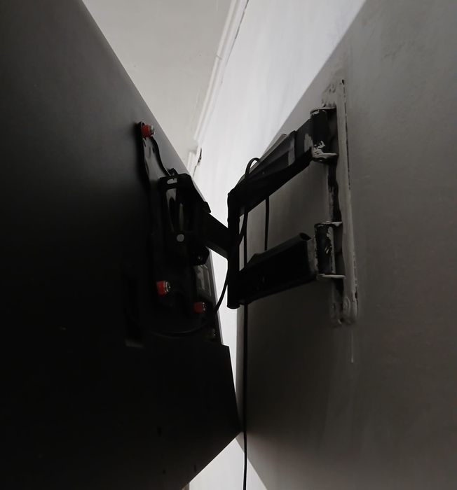 Продам телевизор