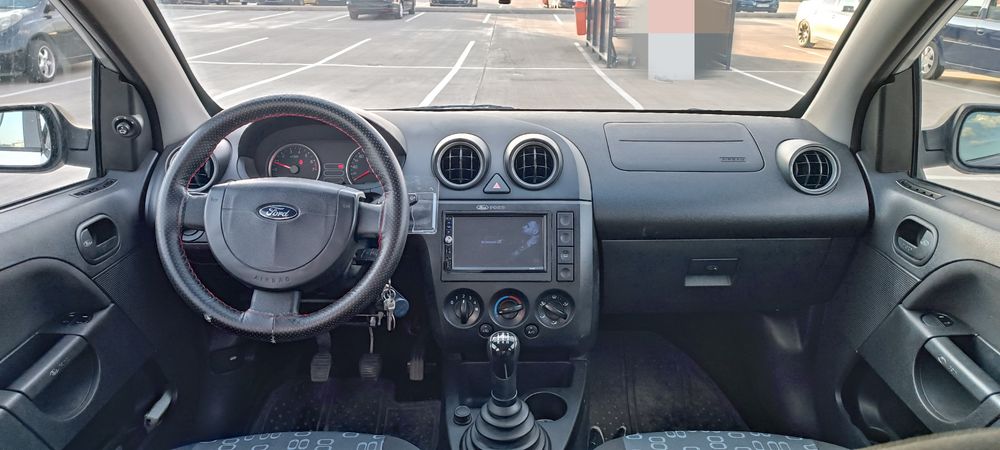 FORD Fiesta 2005 — imagine 4