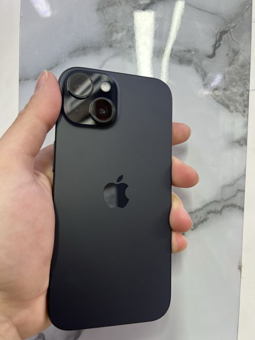 Продам IPhone 15 128gb