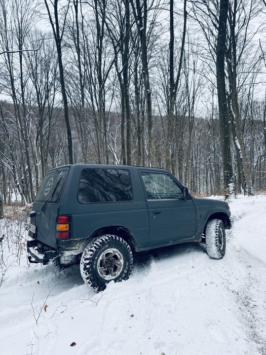 Mitsubishi pajero mk2 2.5