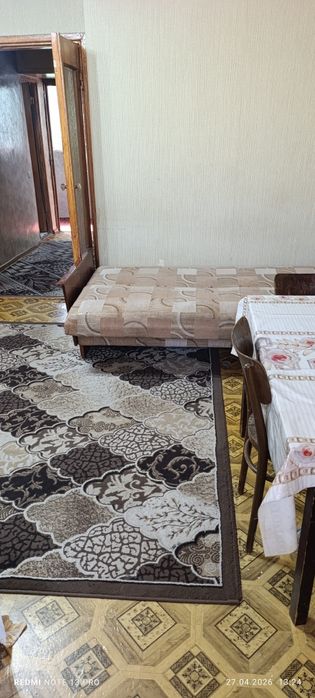 Аренда Юнусабад -18 1 комнатная квартира переделанная в двух с ОБСТАН