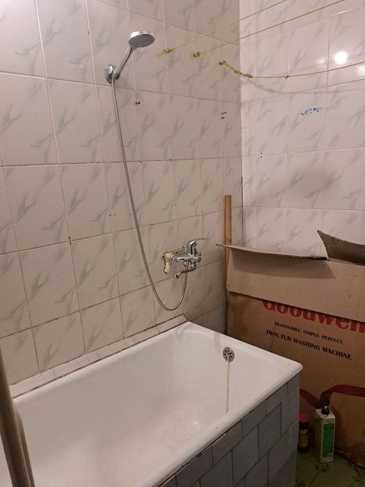 CHILANZAR 19 KV 1 Xona 2 XONA qilingan Ortacha RemonT 2 etajda Srochno