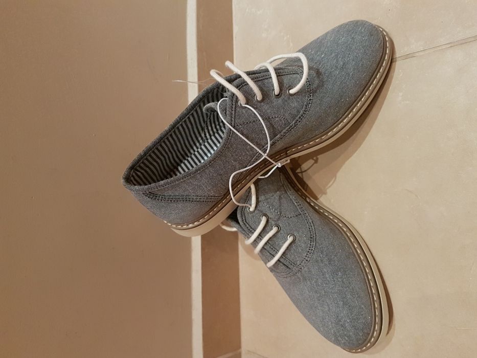 Нови Мъжки обувки 40н