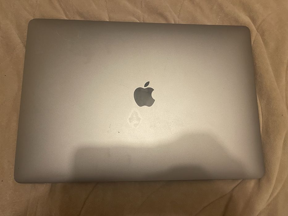 Macbook pro 2017 i7