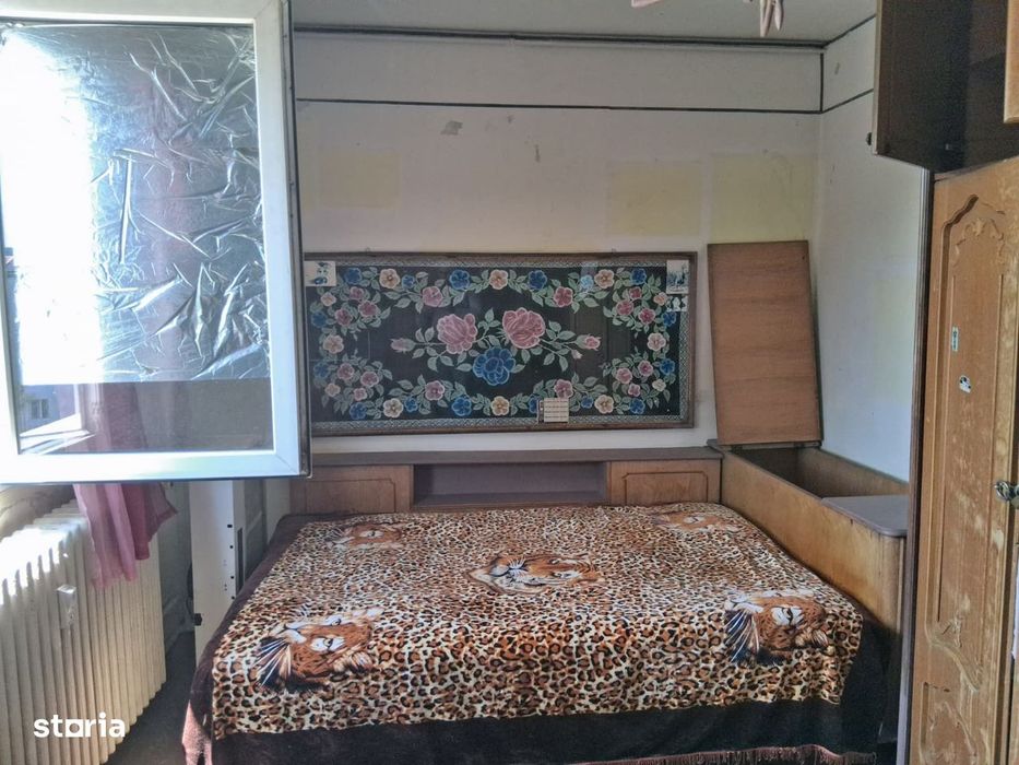 3 camere/ 10 min Metrou/ 68 mp