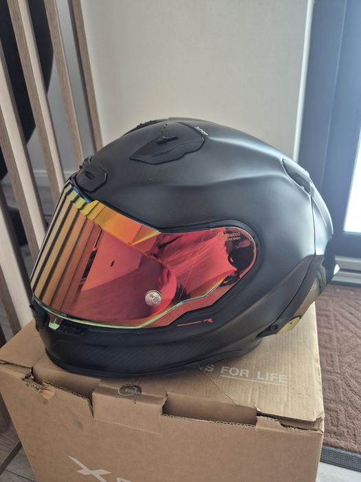 Casca Nexx xr3r carbon red M