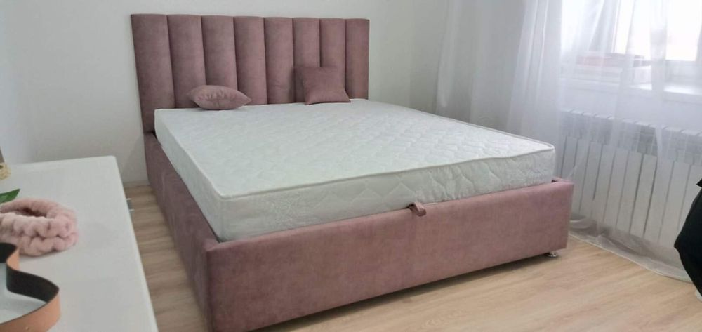 Кровать двухспальная