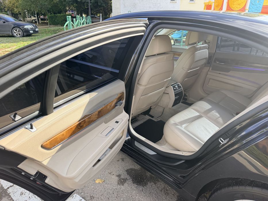 Vand BMW,730 long