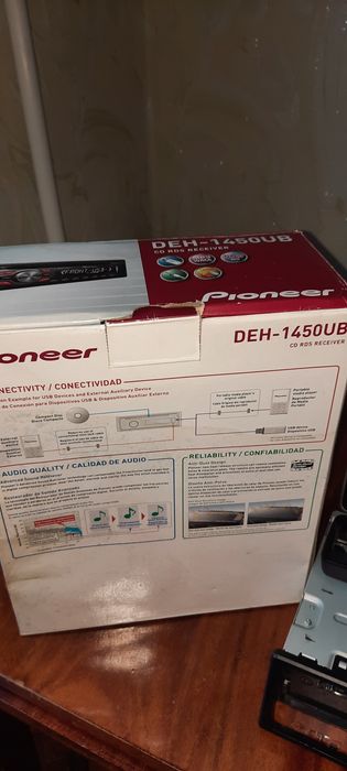Продаю автомагнитолу Pioneer
