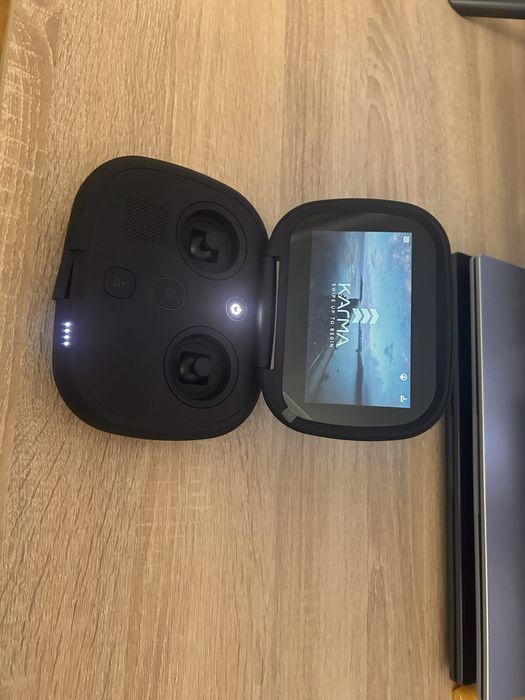 vand/schimb drona karma pro ( fara camera)