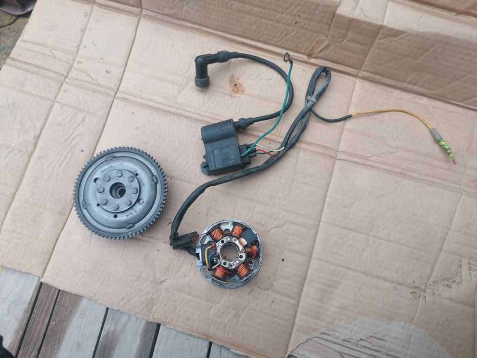 Magnetou cu aprindere completă Aprilia Rs