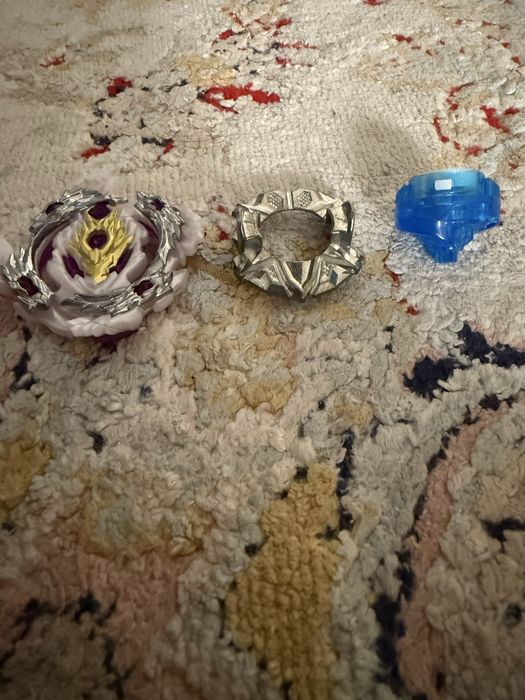 Бейблейды, Shadow Amaterios SB, Brutal Luinor