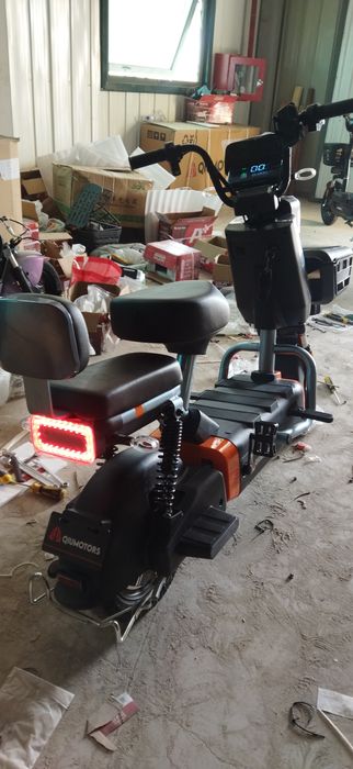 Скутер Муравей  ремонт тюнинг