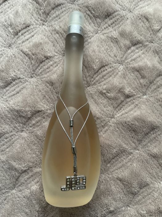 Продам духи Glow от Jennifer Lopez