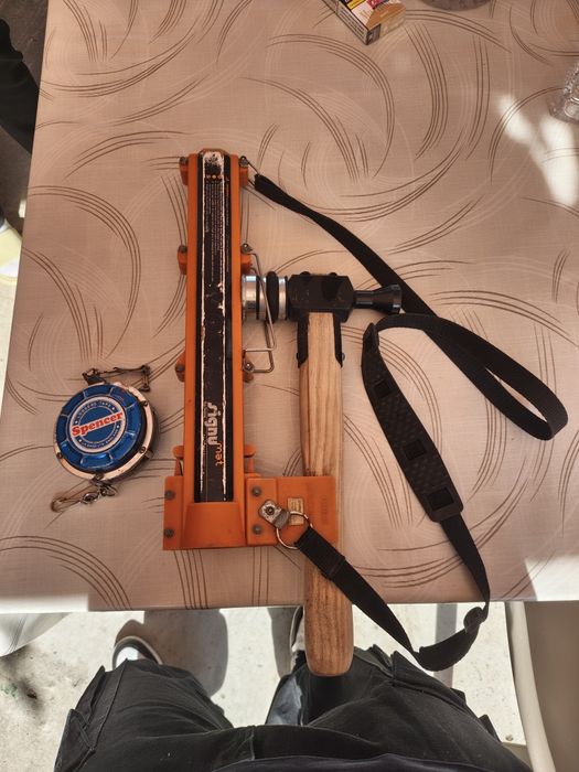 Ruleta și Ciocan plus caseta plăcuțe Latschbacher