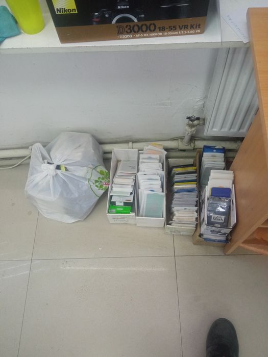 Продам защитные стекла оптом