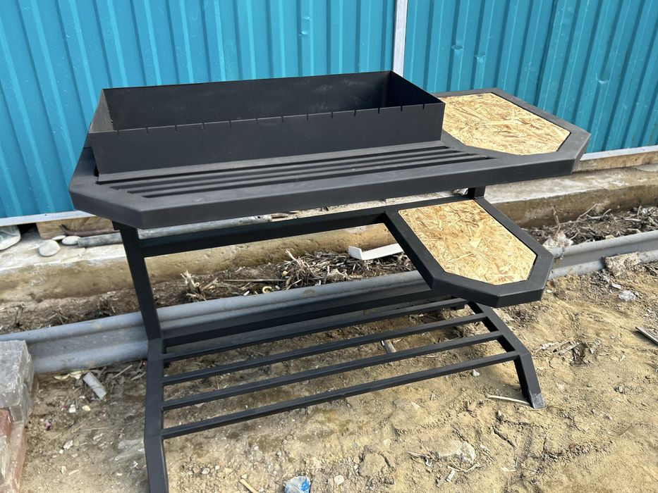 Отличный мангал .