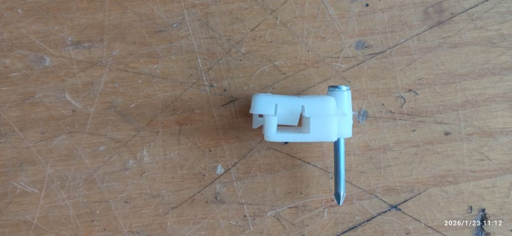 Скобы для крепления провода, кабеля, оптоволокна.