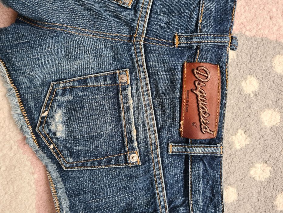 Blugi scurti Dsquared2 S