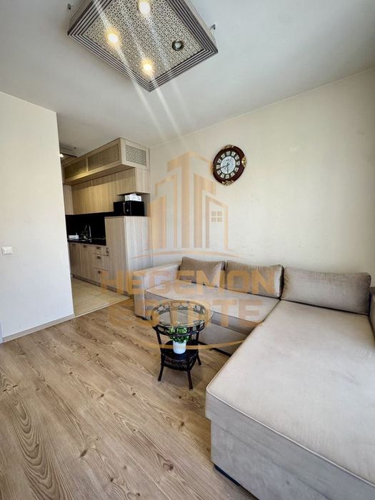 Продава се Двустаен апартамент в к.к. Златни пясъци - 54 кв.м за 1917 €/кв.м - Снимка #5