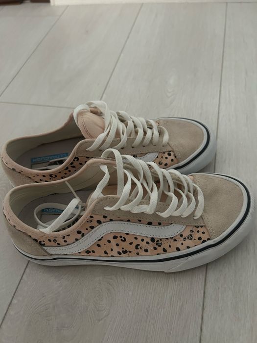 Pantofi sport vans