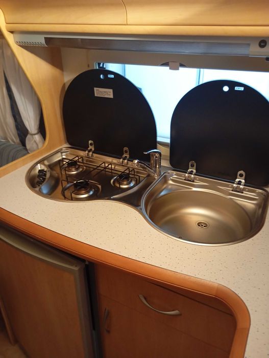 Каравана Hobby De Luxe Easy 460 UFE