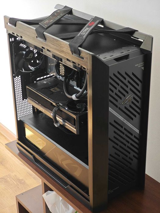 PC Gaming ASUS ROG Astral RTX 5090 32GB | Ryzen 9 9950X3D | 32GB DDR5 EXPO | X870 | Statie Workstation AI / Editare 8K