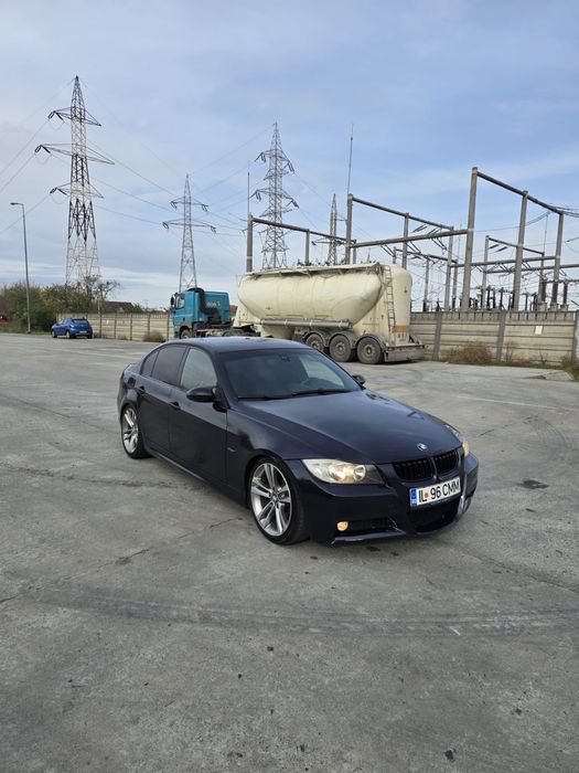 VAND BMW E90 318d / 275 caii !
