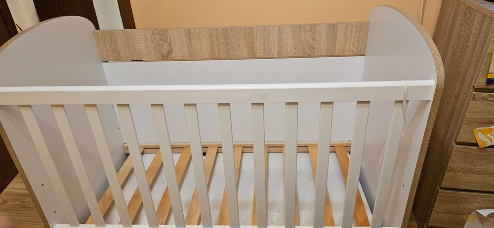 Бебешка кошара с две шкафчета