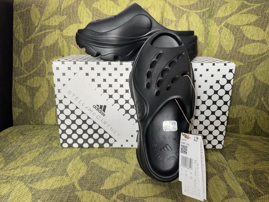 НОВИ дамски чехли Adidas by STELLA McCARTNEY