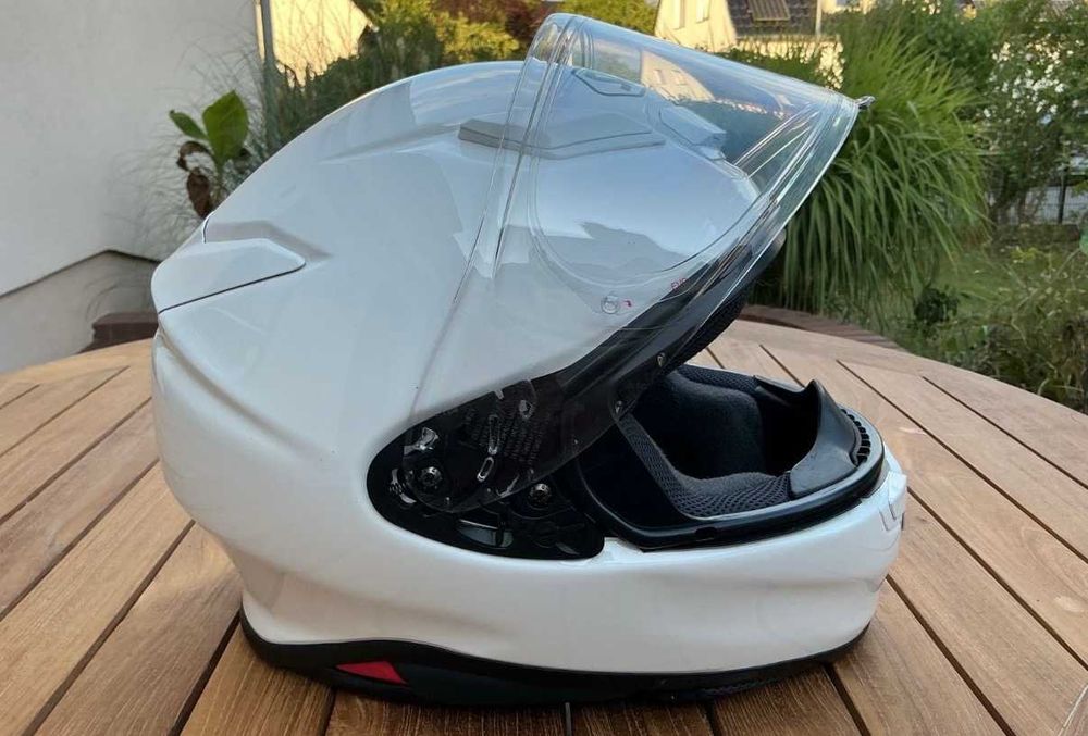 Shoei NXR 2 & NXR каска