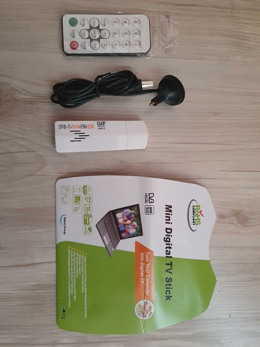 Продавам цифров тунер за компютър RTL2832U+R820T