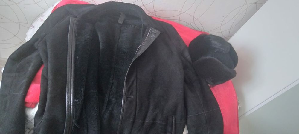 Продаеться Норка Шапка и Дубленка